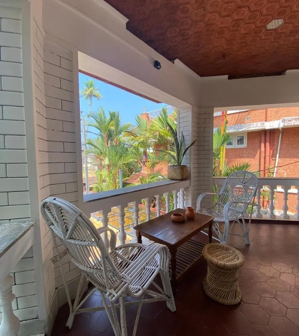 Clifftop Varkala 0*,